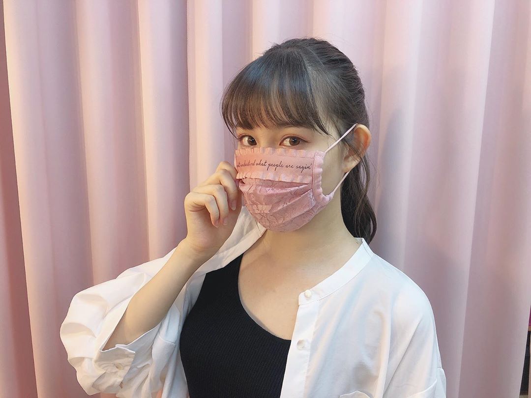下口ひなな マスク Swankissの可愛いマスク こんなにオシャレなマスクをつけて歩いたらテンションあがるね レースなのがいいね 可愛い 最近はいろ Moe Zine 下口ひなな マスク Swankissの可愛いマスク こんなにオシャレなマスクをつけて歩いたらテンションあがるね レースなのがいいね 可愛い 最近はいろ Moe Zine