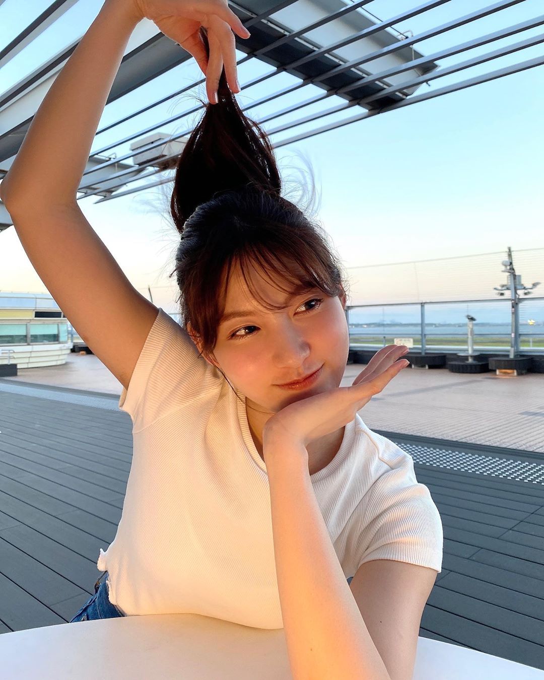 谷口めぐ パパの迎えに Anemone Zara Moussy めぐコーデ 羽田空港 ポニーテール 夕焼け Moe Zine 谷口めぐ パパの迎えに Anemone Zara Moussy めぐコーデ 羽田空港 ポニーテール 夕焼け Moe Zine
