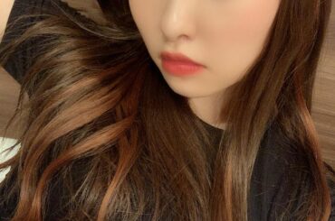 インナーカラーしてみたくて夏に合わせてオレンジ入れてみたんだけど全然お披露目するタイミングなかった
.
この時もう抜けちゃってるけど…分かる？
#インナーカラー...