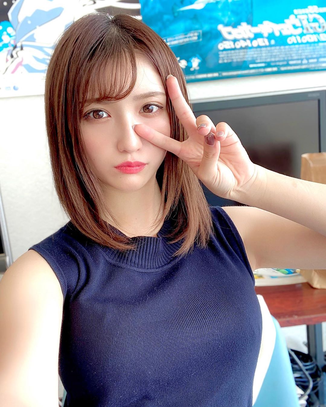 伊藤愛真: . ここ最近で1番盛れたやつ ピースばっかり - Moe Zine