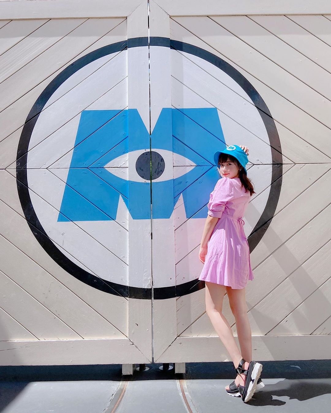 伊藤奈月 先月シー行ったから 今月はランド 今回は 最近 発売した モンスターズインクのヘルメットが モチーフになってる バケハを 使いたくて ブーに Moe Zine 伊藤奈月 先月シー行ったから 今月はランド 今回は 最近 発売した モンスターズインクのヘルメットが モチーフになってる バケハを 使いたくて ブーに Moe Zine