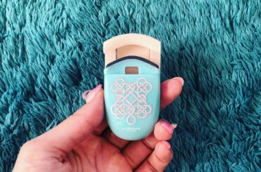 こういうビューラーが欲しかった。
.
可愛くて、よく上がり、メイクポーチの隅に収まる〜
.
.
.
#ビューラー #eyelashcurler #eyelash...