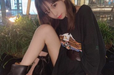 涼しくなってきた
tops #kith
shoes #drmartens 
#outfit#code#今日のコーデ 
#さや服...