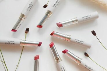 .
明日、9/7(月)全国発売となる、ナチュラグラッセの
#モイストバームルージュ ໒꒱·ﾟ
全8色 各3,200＋税

先日、公式オンラインショップて...