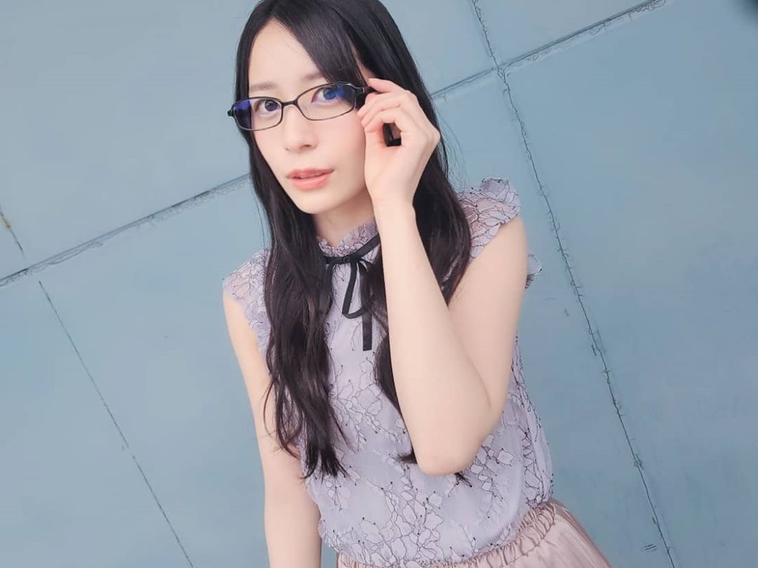 佐々木優佳里 めがね 眼鏡 メガネ Moe Zine