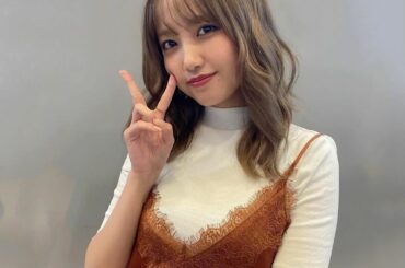 お話し会の私服は @amerivintage のワンピース︎
トップスは @zara ︎
このワンピースは胸元のレースが可愛くて一目惚れして買いましたっ...