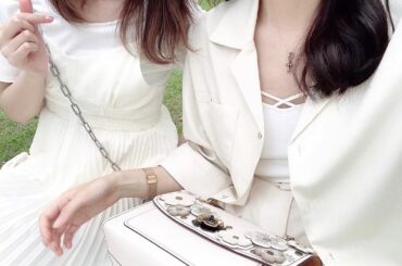 この日は偶然同じ色のお洋服を着てたんです〜
これを #シミラールック と言うらしいですシミラーですって。

いつもお洒落な友達からファッションについて色...