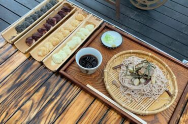 群馬県と長野県の県境にあるお店﻿
この日はちょうど天気が悪くて﻿
霧がかかっていたけど、﻿
空気が綺麗で美味しかったな〜﻿
﻿
お天気の日に来れたらきっと景色も...