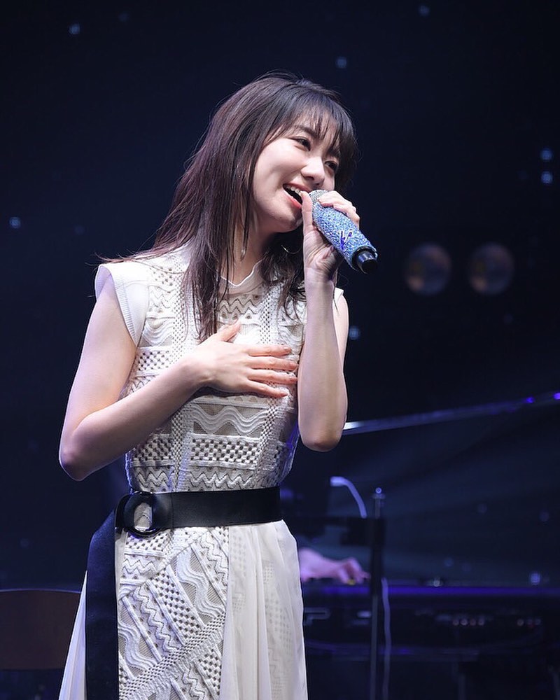柏木由紀 ソロコンサート ありがとうございました 12 27に初のディナーショーも決定しました 久しぶりに皆さんにお会いできるのを 楽しみにしてます Moe Zine 柏木由紀 ソロコンサート ありがとうございました 12 27に初のディナーショーも決定しました 久しぶりに皆さんにお会いできるのを 楽しみにしてます Moe Zine