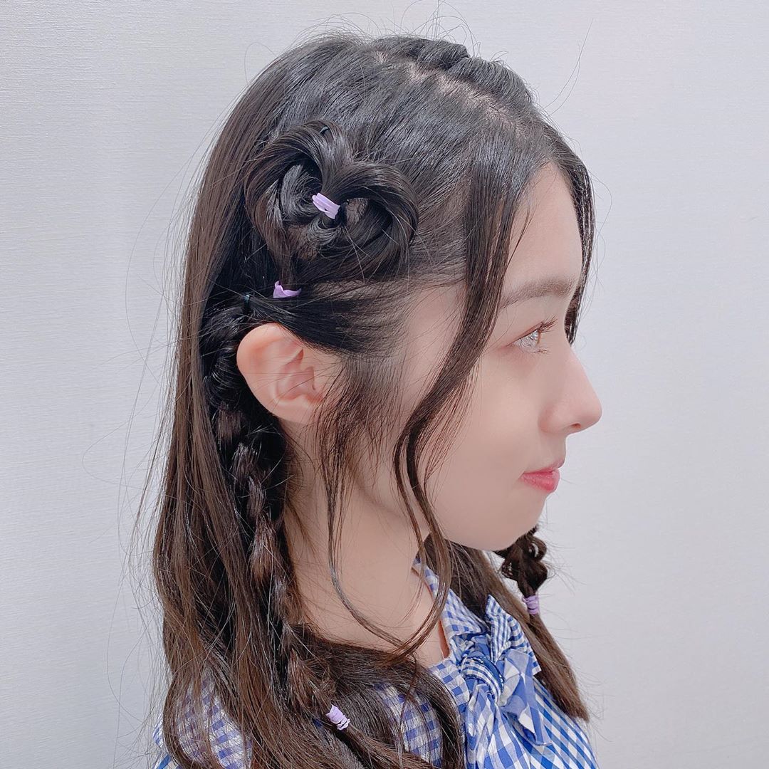 岩立沙穂 カフェイベントの時 毎日色んなヘアアレンジを やっていただいてました 横から見ると髪の毛が ハートになってるの可愛いでしょ ヘアアレン Moe Zine 岩立沙穂 カフェイベントの時 毎日色んなヘアアレンジを やっていただいてました 横から見ると髪の毛が ハートになってるの可愛いでしょ ヘアアレン Moe Zine
