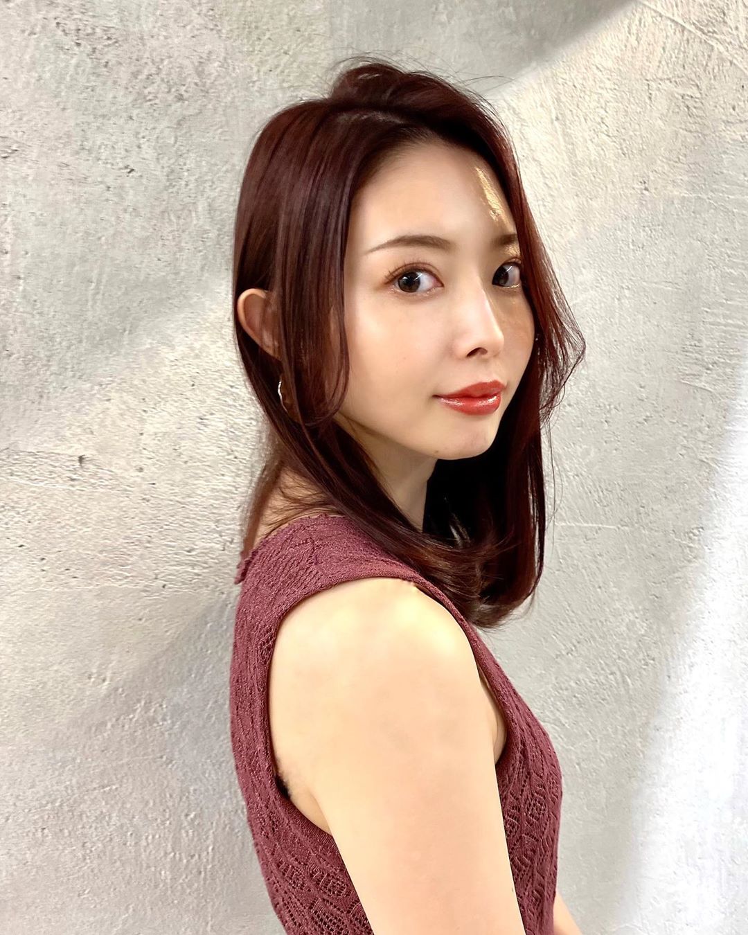 松下侑衣花 いきなり秋らしくなったので 髪色も秋色にチェンジ 暖色系のボルドーです ブリーチなしでこんなに綺麗に染めてくれて さすが平田さん Asuk Moe Zine 松下侑衣花 いきなり秋らしくなったので 髪色も秋色にチェンジ 暖色系のボルドーです ブリーチなしでこんなに綺麗に染めてくれて さすが平田さん Asuk Moe Zine