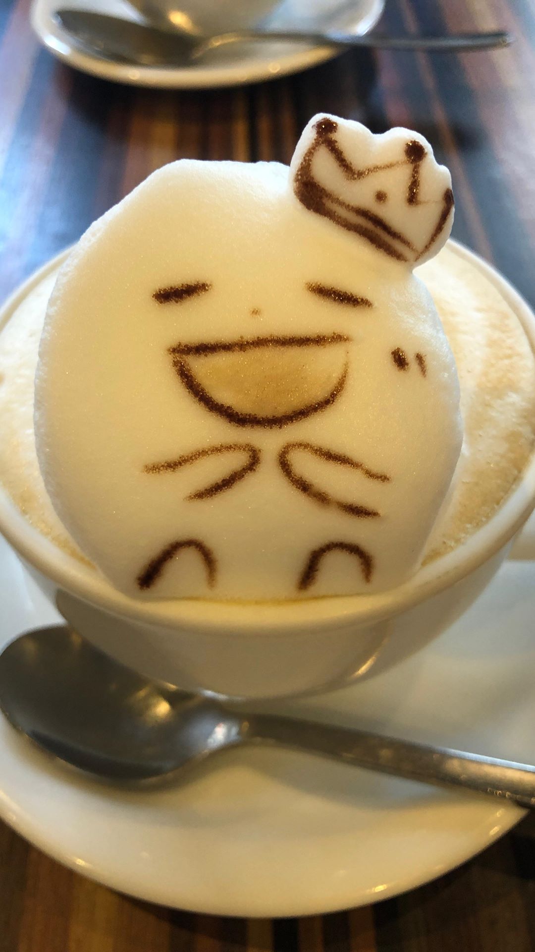 鈴木愛理 すーさん ありがとう はじめての3dラテアート 何がいいですかと聞かれて そんなことできるんですか と急いで自分の描く イラストをネット検索して Moe Zine