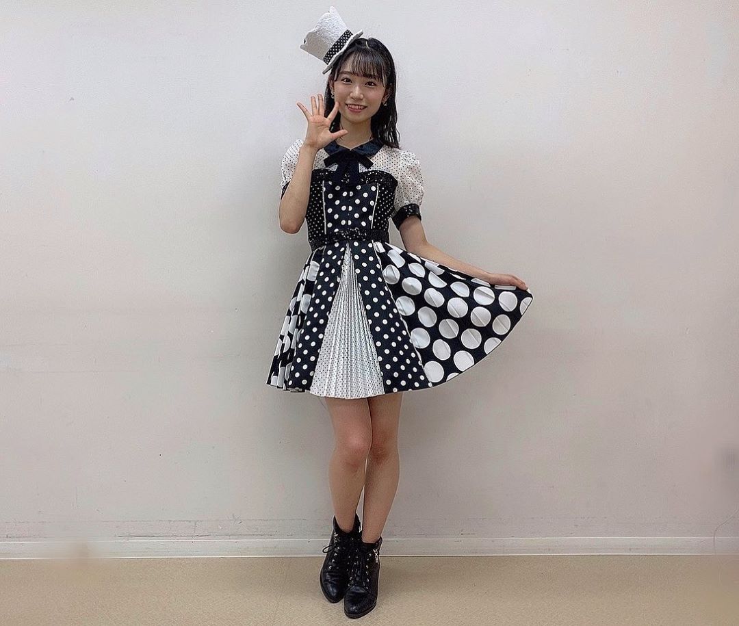 山内瑞葵 ୨୧ ୨୧ 18年4月1日に行われた Akb48単独コンサート ジャーバージャって何 の時の自分の衣装 シルエッ Moe Zine 山内瑞葵 ୨୧ ୨୧ 18年4月1日に行われた Akb48単独コンサート ジャーバージャって何 の時の自分の衣装 シルエッ Moe Zine