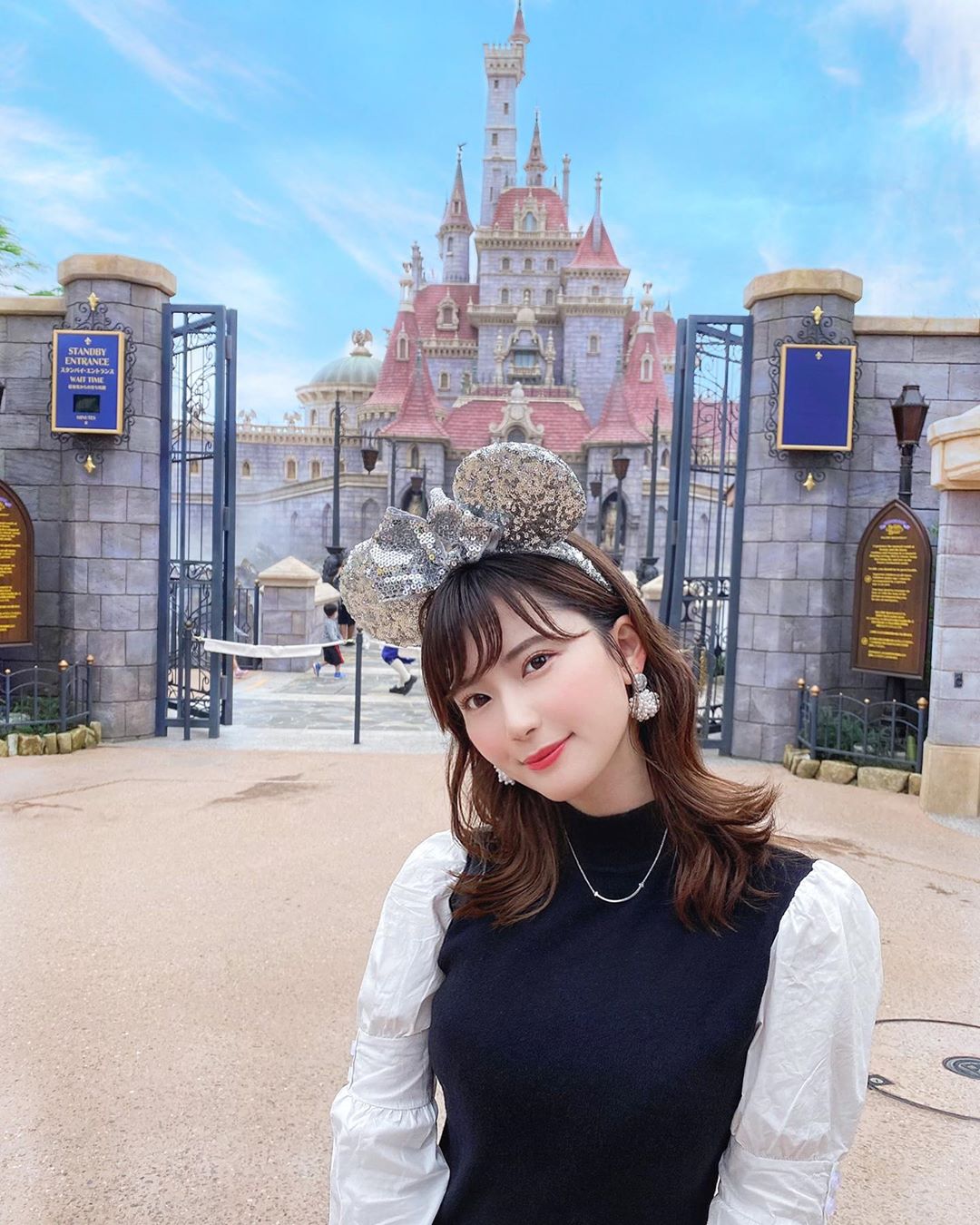 伊藤奈月 新エリアの 美女と野獣のお城 早速 来れて嬉しい お城 見れただけでも嬉しかったけど 美女と野獣のアトラクションの 抽選も当たったから 喜 Moe Zine 伊藤奈月 新エリアの 美女と野獣のお城 早速 来れて嬉しい お城 見れただけでも嬉しかったけど 美女と野獣のアトラクションの 抽選も当たったから 喜 Moe Zine
