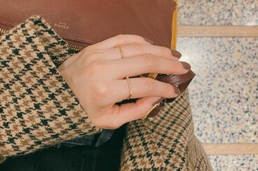 寒かった今日は、UNIQLO Uのタートルネックを早速。
・
少し透けるような軽さがあるので秋アウターの中に着ても暑くない
・
秋冬にUNIQLO Uで購入した...