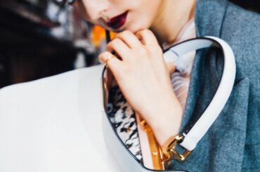 #FendiPeekaboo
#FendiIcons
#Fendi

@FENDI
@fisforfendi...