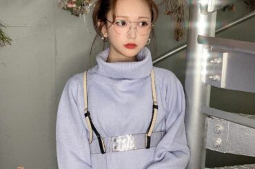 #ゆいしふく 秋 ﻿
ニットの季節ですねえ﻿
ゆるっとニットをハーネスでしめるのが今季の推し﻿
首まわりがあるときは﻿
ルーズおだんご×フープピアスですっきりと...