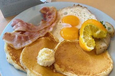 アメリカンなモーニングを食べたよ！
@world_breakfast_allday ってお店なんだけどここでは色んな国の朝食が食べられるんだ〜
ちょっと早起きし...