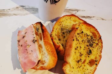 .
簡単で大好き
ガーリックトースト
塗ってトースターに放るだけ
#ぱいるめし　#手抜きごはん...