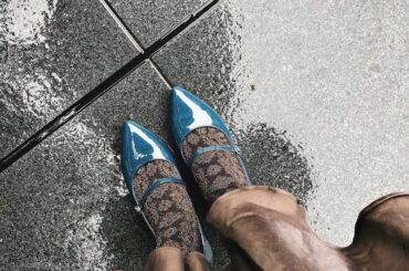 反射

昨日は雨だったけど
新しい靴を履いて、
楽しみにしていた映画『スパイの妻』を観に。

歴史の闇と夫婦の愛。
スクリーンに映るものの美しさから、
踏...