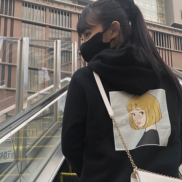松本日向 バックプリントがメタメタ可愛いパーカー ねねとお揃いでねねが着てて可愛くてひなたも欲しくて真似したパーカー パーカー ポニーテール Moe Zine 松本日向 バックプリントがメタメタ可愛いパーカー ねねとお揃いでねねが着てて可愛くてひなたも欲しくて真似したパーカー パーカー ポニーテール Moe Zine