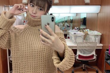 今日も1日お疲れ様でした〜

最近のビジクリ衣装は　@tothesea_store のものが多め

このニットかわいい...