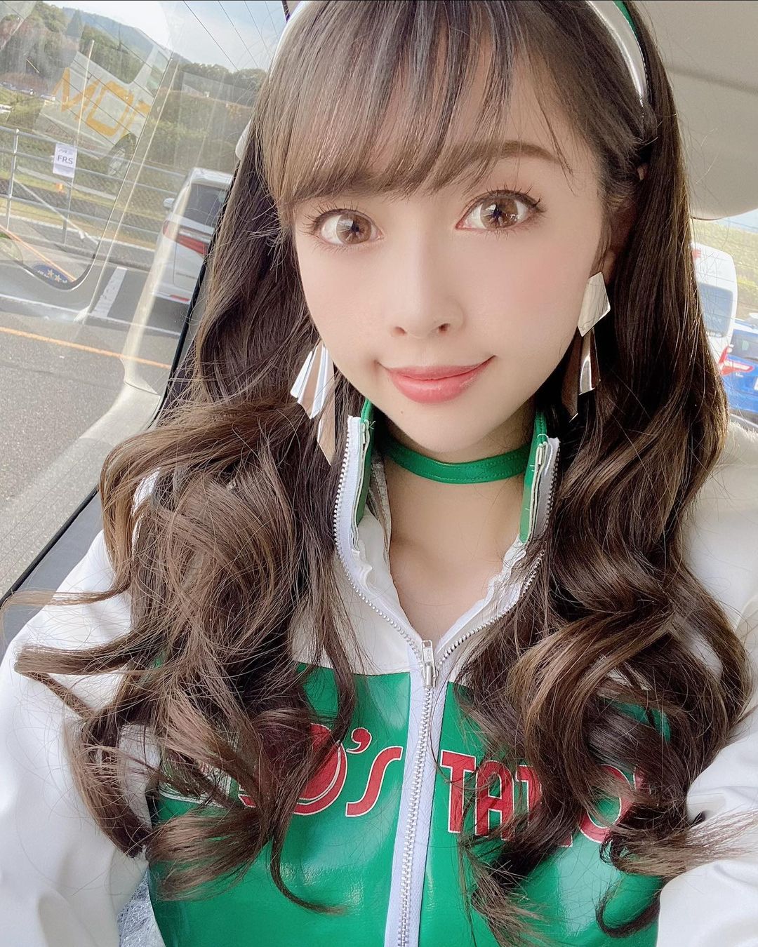 林紗久羅 . . . . おはよう . . . dstation dstationracing コート シルバーピアス ふわふわ