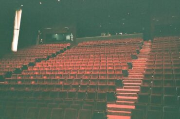 舞台「ゲルニカ」
本日北九州で大千穐楽を迎えることができました！栗山民也さま、長田育恵さま、愛おしいキャストのみなさま、スタッフの方々、そして観に来てく...