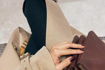 指輪がないと、かなり寂しい手元。
ネイルとジュエリーの力は偉大だね...