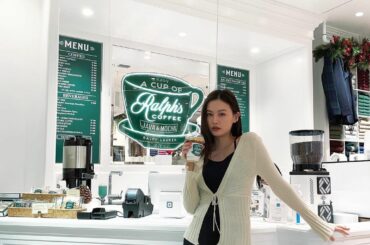 .
今日新宿LUMINE2にオープンした
ラルフズコーヒーに来ました！
店内はクリスマス一色で可愛い
ポロラルフローレンに併設されたここのカフェでは
...
