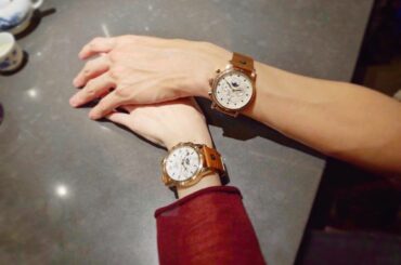 .
よく使っているLOBORの時計、お揃いにしてみました♡
もうすぐクリスマスということで、一足早くマイラブさんにプレゼントをしようとお出かけした日に初めておろ...