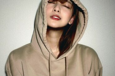 って顔﻿
﻿
パーカーが一番好き﻿
﻿
#アンジェラ芽衣 #写真 #photo #パーカー女子...