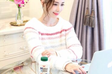 オフィスやおうちワークの合間に片手で飲めて、おすすめのMOGUYOGU（モグヨグ）をご紹介します♫
.
ヨーグルトに含まれるミルクプロテイン(乳たんぱく)は発酵...