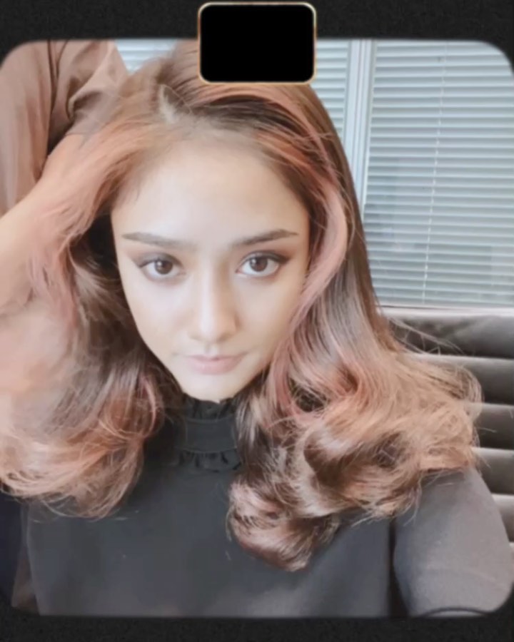 谷まりあ Shooting 秋冬のメイク楽しい いつも素敵なヘアメイクしてもらってます 今日も一日お疲れ様でした&hellip; Moe Zine