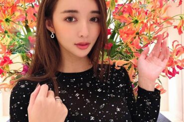 Hi
Came to Ginza for shopping
I was attracted to the beautiful red flowers proba...