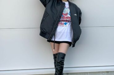 .
12月26日発売のガンダムエースさんの企画でGUNDAMFACTORY YOKOHAMAへ行ってきました♡

私が着ているTシャツ･パーカー･MA...