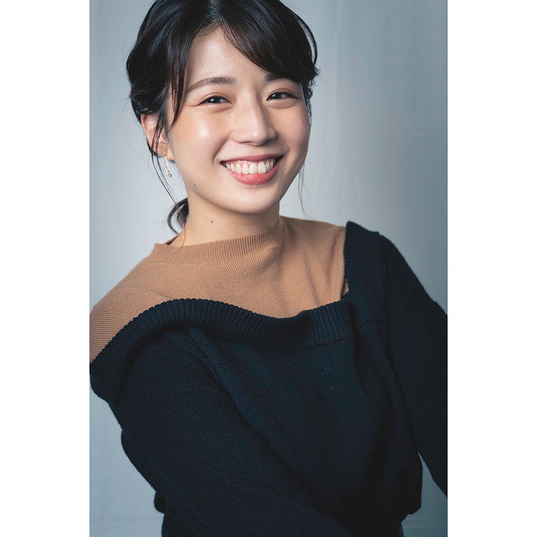 田中萌 手を前で揃えるしかできない人 衣装すべて Andemiu Official お見合い写真 衣装 Jチャン 田中萌 Moe Zine