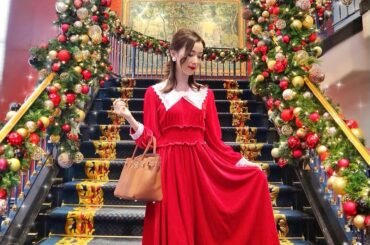 クリスマスシーズンにぴったりのワンピース
@montresorsaki 
新発売になりました♫
襟がダブルレースになっていてエレガントなの
.
今年は大々...