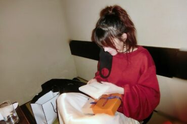 .
福岡帰った時 友達と先輩が
誕生日プレゼントくれた

毎年おめでとうLINEくれるし
今年は誕生日近いときに会えたけん
友達がCHANELのお化粧品と手作り...