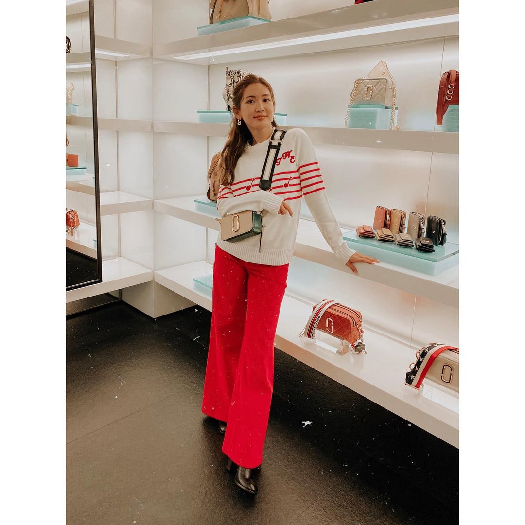 紗栄子 撮影終わりにmarc Jacobs青山店へ行ってきました たくさんの新作も揃う中で気になったのは アイコンバッグ The Snapshot カラーやデザイ Moe Zine 紗栄子 撮影終わりにmarc Jacobs青山店へ行ってきました たくさんの新作も揃う中で気になったのは アイコンバッグ The Snapshot カラーやデザイ Moe Zine