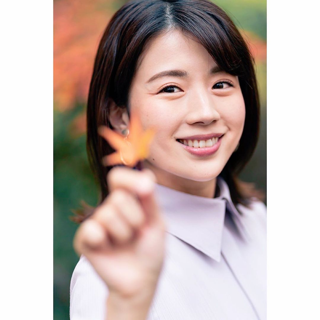 田中萌 毛利庭園の紅葉はなんと今が見頃 ふか い赤や黄色に色づいています この日の衣装は Reporis Teshioni どアップすぎて恥ずかしい Moe Zine 田中萌 毛利庭園の紅葉はなんと今が見頃 ふか い赤や黄色に色づいています この日の衣装は Reporis Teshioni どアップすぎて恥ずかしい Moe Zine
