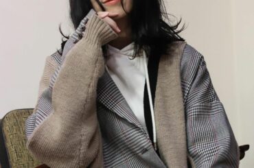 10年以上のお付き合いの @chiharuboucle さんに髪の毛切ってもらったよん。
人生相談のってもらってめちゃすっきりした
前髪作りに行ったのに話が盛り...