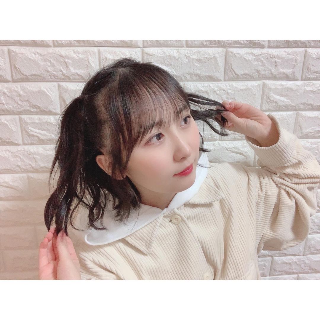 山邊歩夢 昨日のふわふわなハーフツインが可愛すぎて ずーっと幸せ ハーフツイン ヘアアレンジ ふわふわ 巻き Moe Zine 山邊歩夢 昨日のふわふわなハーフツインが可愛すぎて ずーっと幸せ ハーフツイン ヘアアレンジ ふわふわ 巻き Moe Zine
