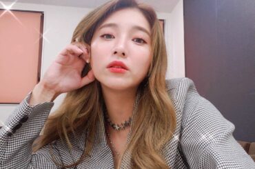 .
久々にお客さんのいるライブ
楽しいです。。！
配信のほうもありますので 
２部もよろしくお願いします
お衣装は
@17kg_official 
お靴
@ri...