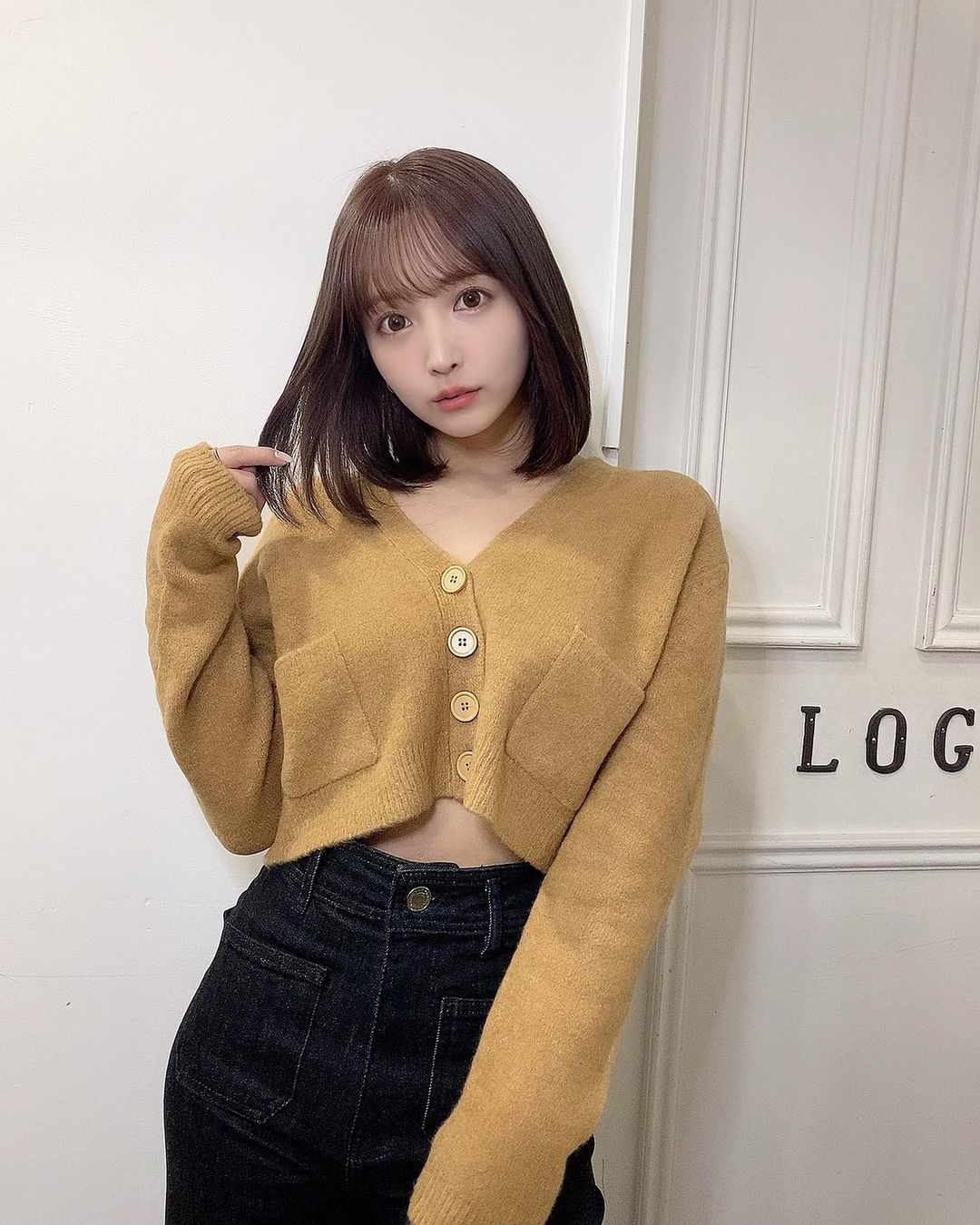 三上悠亜 ヘアチェンジ 髪色落ち着かせて トリートメント Log Omotesando の トリートメントほんとさらさらなる Logriho1001 ありがとう Moe Zine