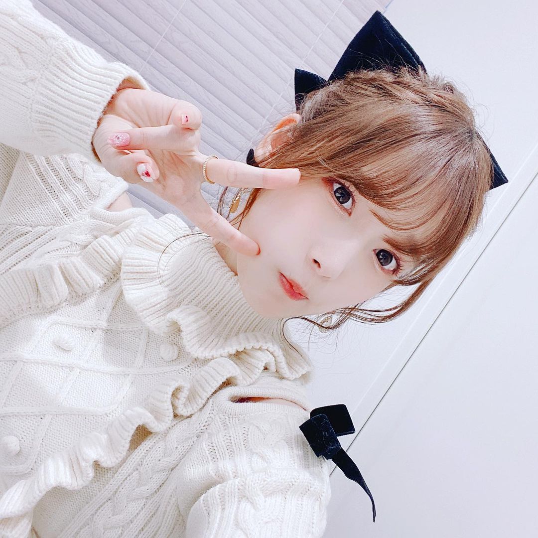 内田真礼 リボンは何個あってもかわいいよね かわいいお洋服着てるとしあわせ こちらは今日のリリイベの写真でした リリイベありがと あと2日 よろしくお願いします Moe Zine 内田真礼 リボンは何個あってもかわいいよね かわいいお洋服着てるとしあわせ こちらは今日のリリイベの写真でした リリイベありがと あと2日 よろしくお願いします Moe Zine