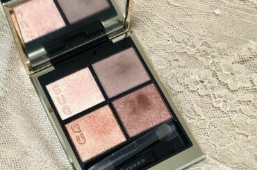 2021年1月8日に生まれ変わる『スック シグニチャー カラー アイズ』。
この前は『04 純撫子』をご紹介して、今回は『02 陽香色』。
オレンジコーラル×ト...