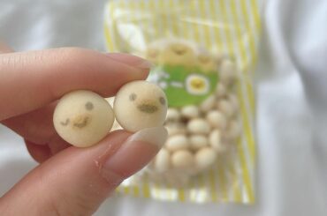 ・
・
・
お母さんが前に送ってきてくれたたまごボーロ
私を何歳やと思ってるんかな？
でもこれめちゃくちゃだいすきなんです … 
みんなは何のお菓子が好きですか...