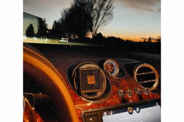 私に届いたクリスマスプレゼントの1つが
@jomalonelondon の車用のディフューザー︎
ブランドを代表する香りのライムバジル&マンタ...