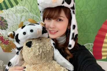 ॱHAPPY NEW YEAR﻿
あけましておめでとうございます！！！2021年です！！！丑年です！！！！私の干支も丑年です！！！！！！﻿
2021年も、アンジ...